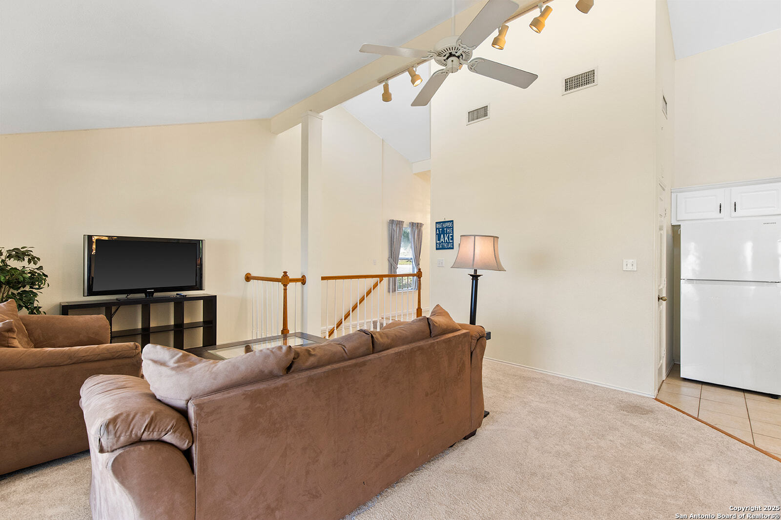 1021 Hillcrest Forest