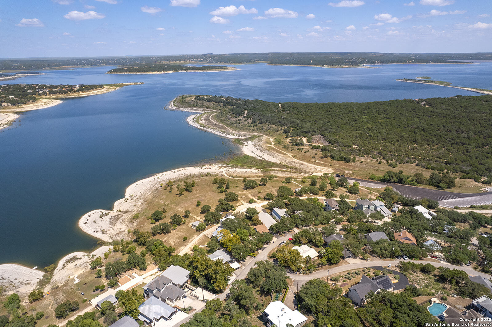 1021 Hillcrest Forest