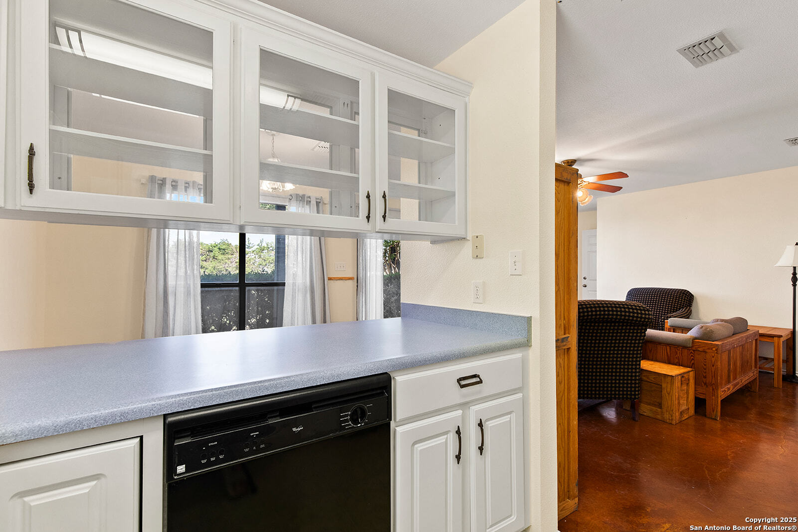 1021 Hillcrest Forest