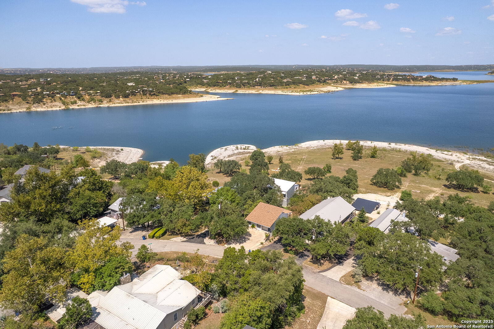 1021 Hillcrest Forest