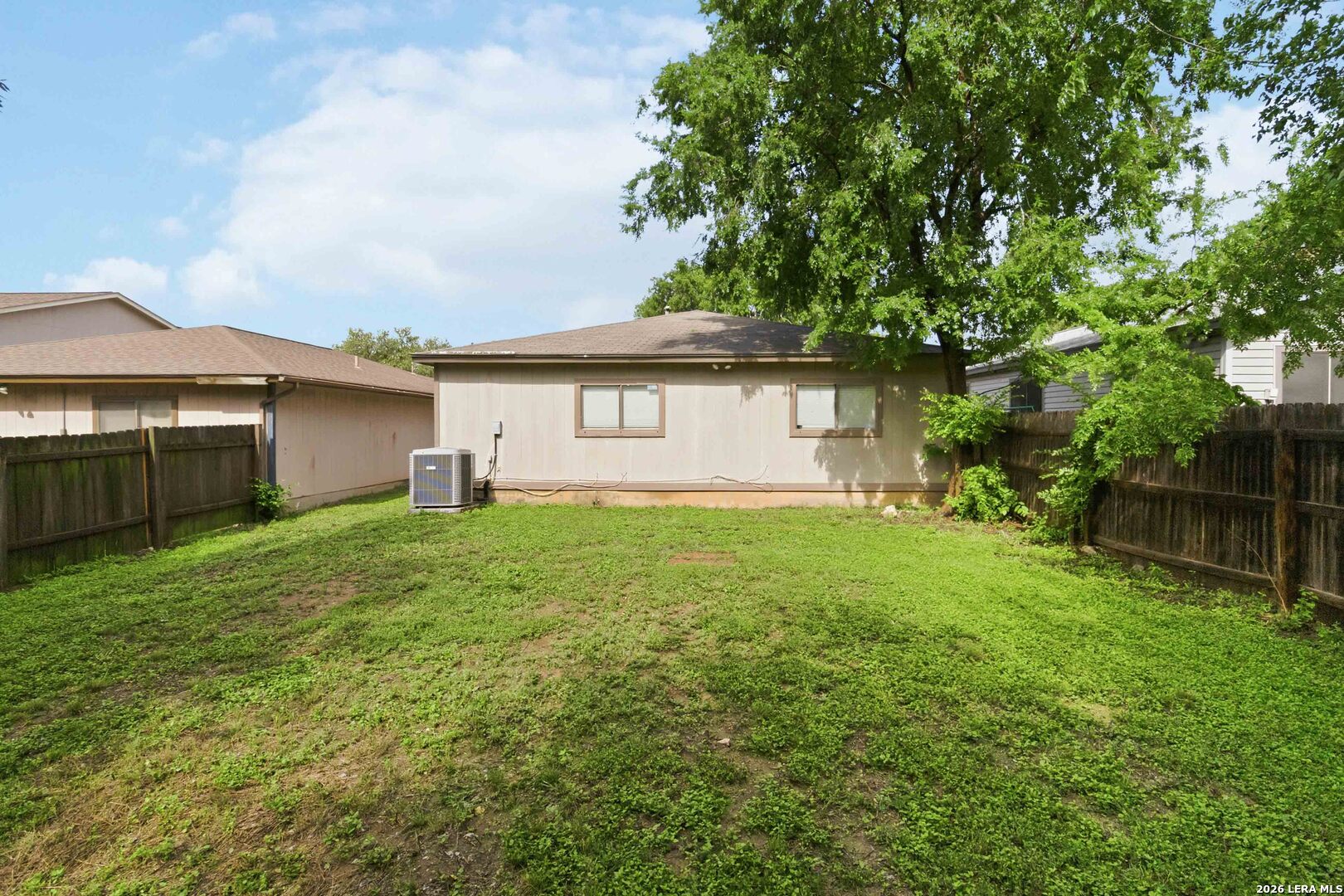 12722 HUNTSMAN VIEW DR