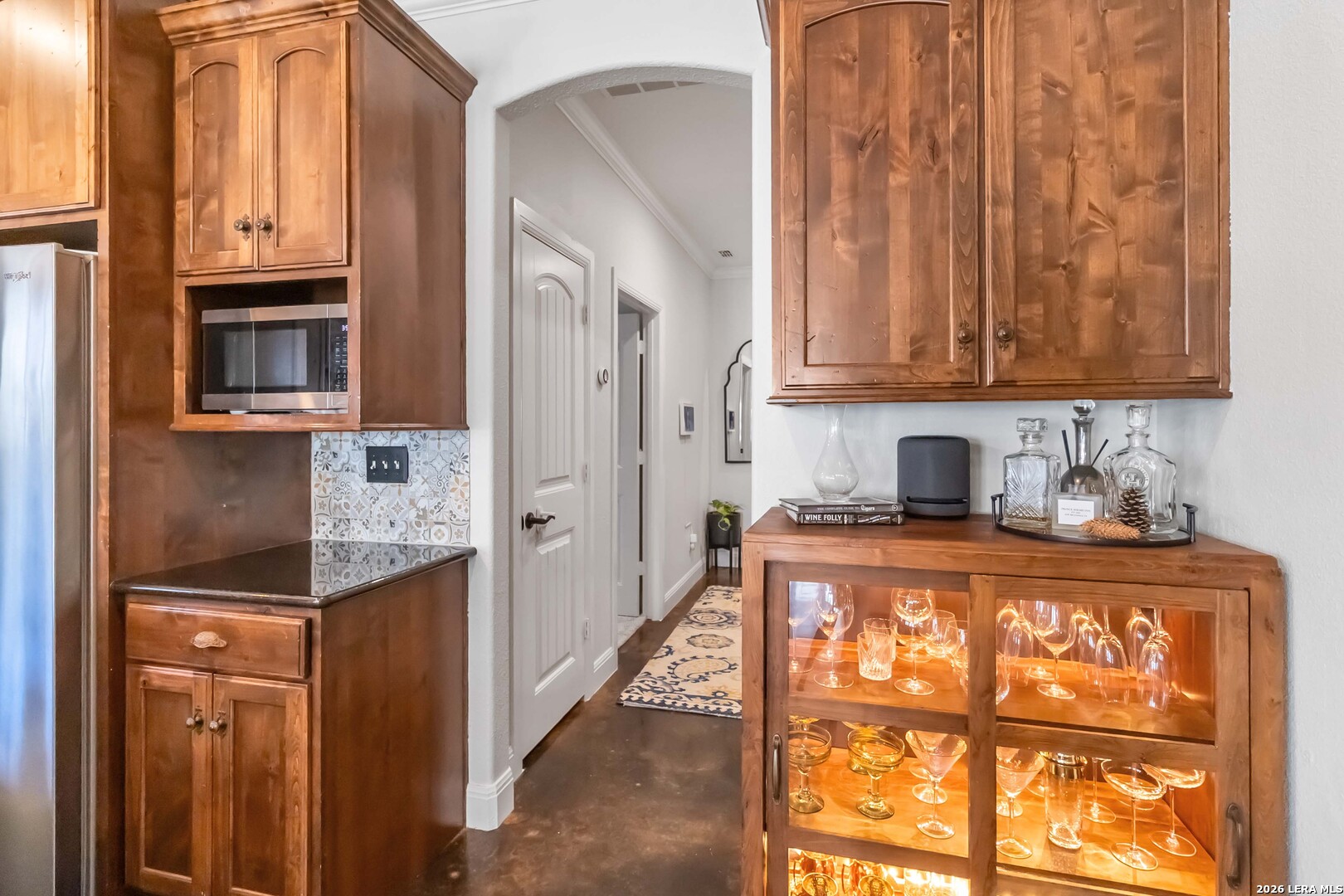 412 ELMWOOD DR