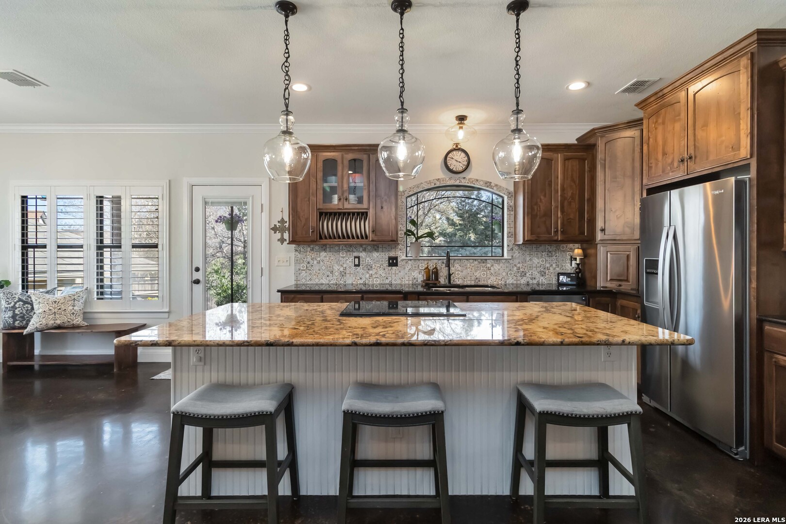 412 ELMWOOD DR