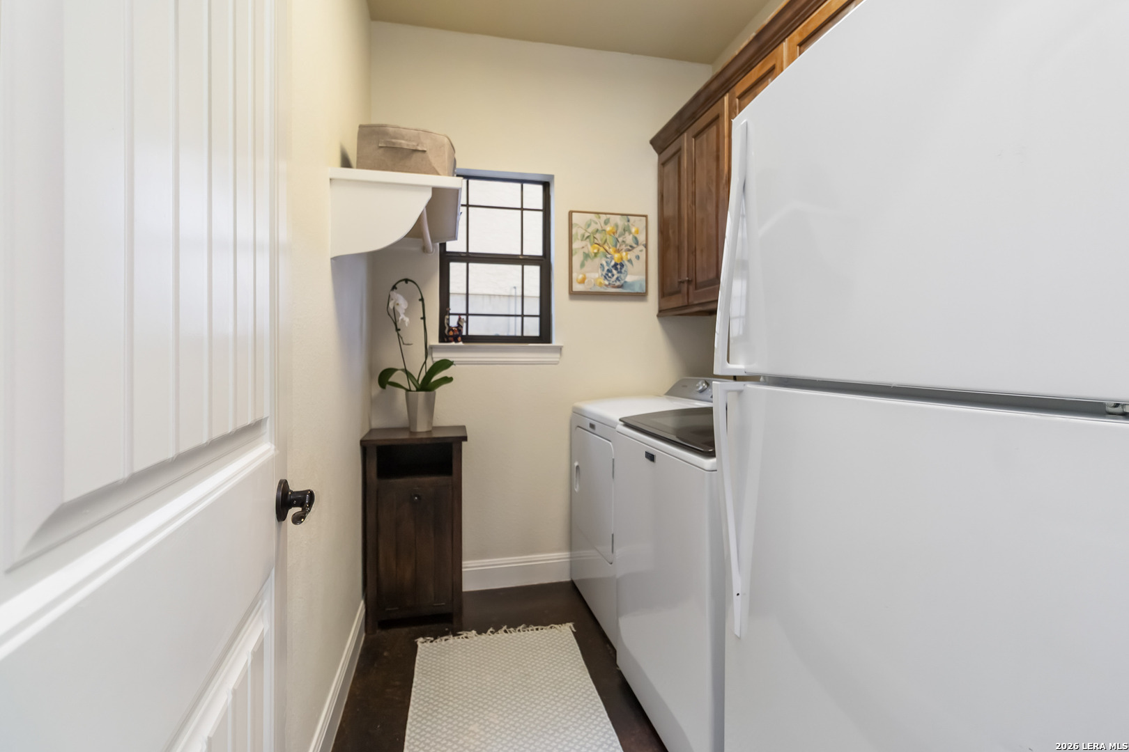 412 ELMWOOD DR