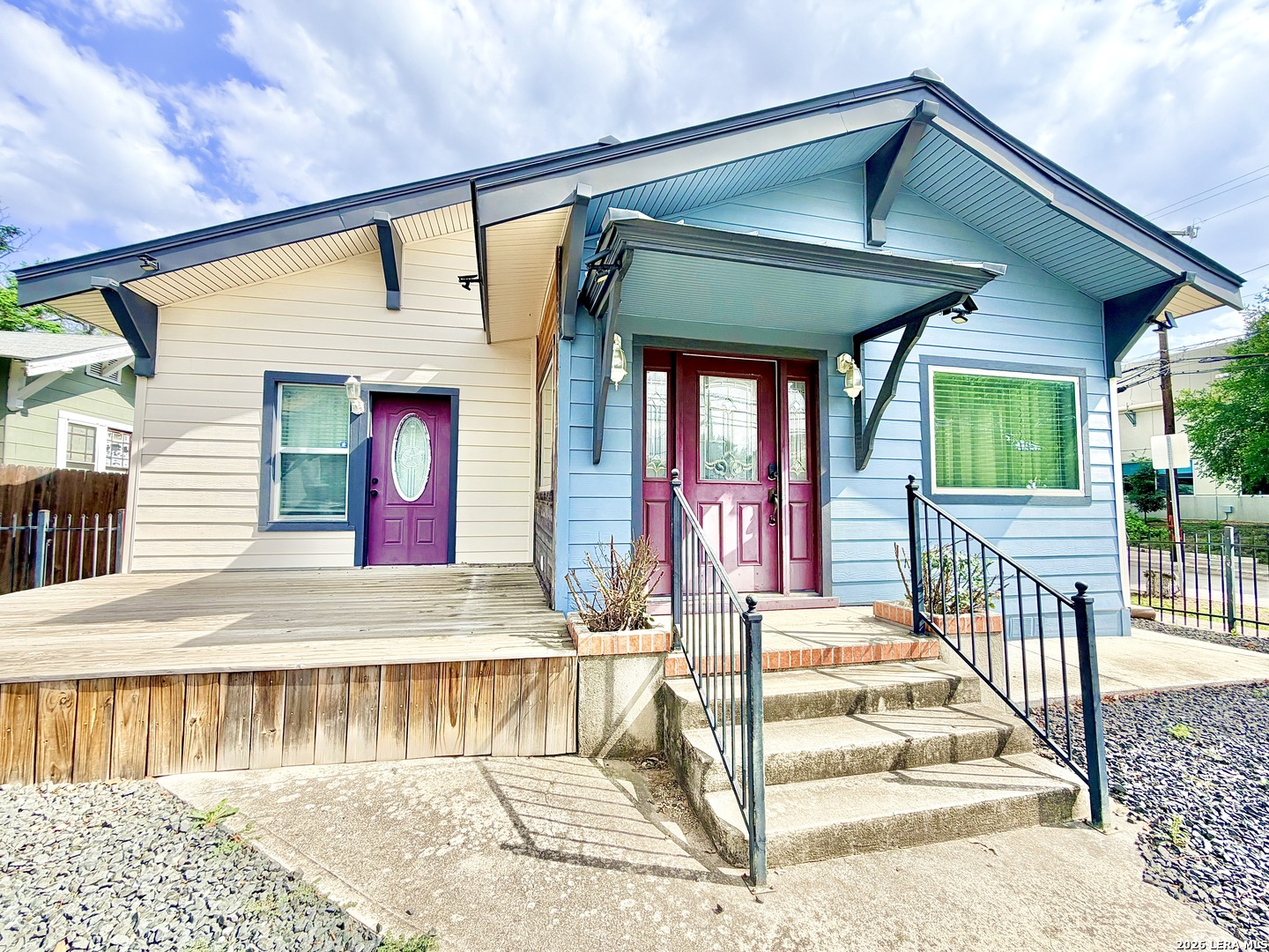 702 E EUCLID AVE