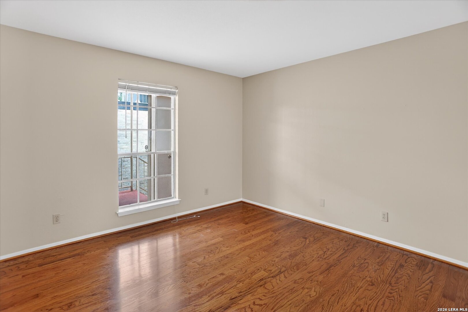 8033 N New Braunfels # 400 E