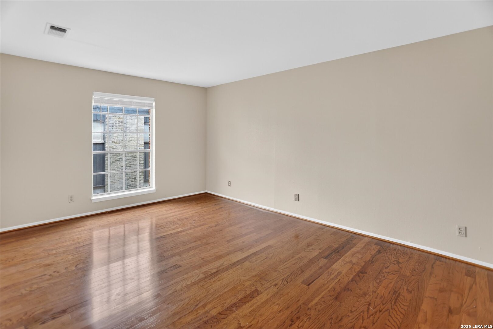 8033 N New Braunfels # 400 E