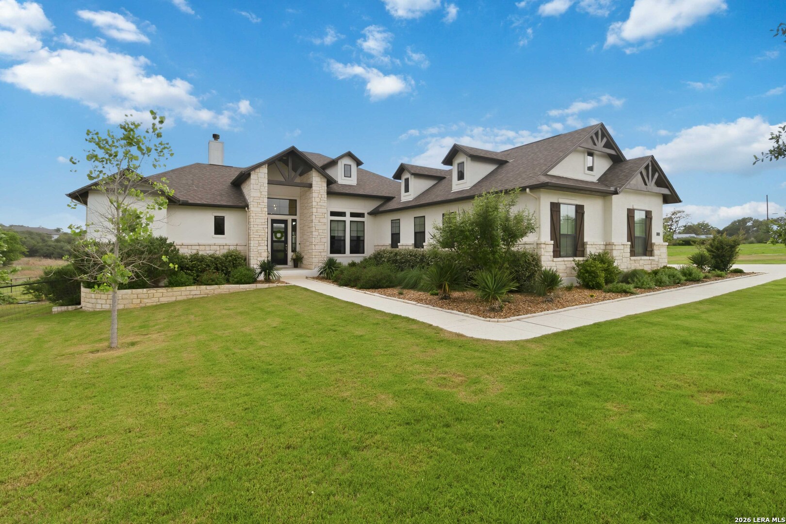 104 SPIKE RUSH LN