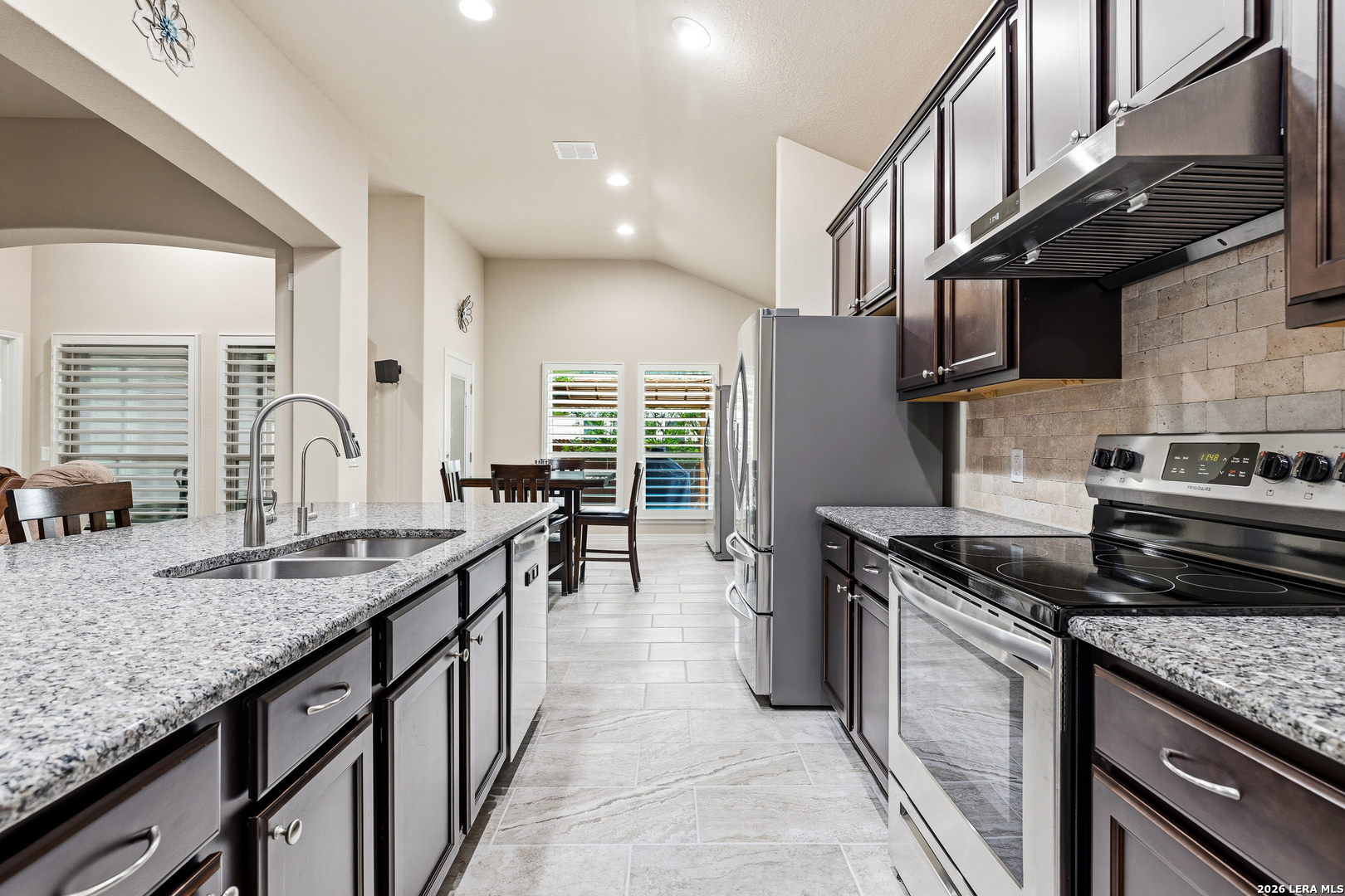 4547 MEADOW GRN