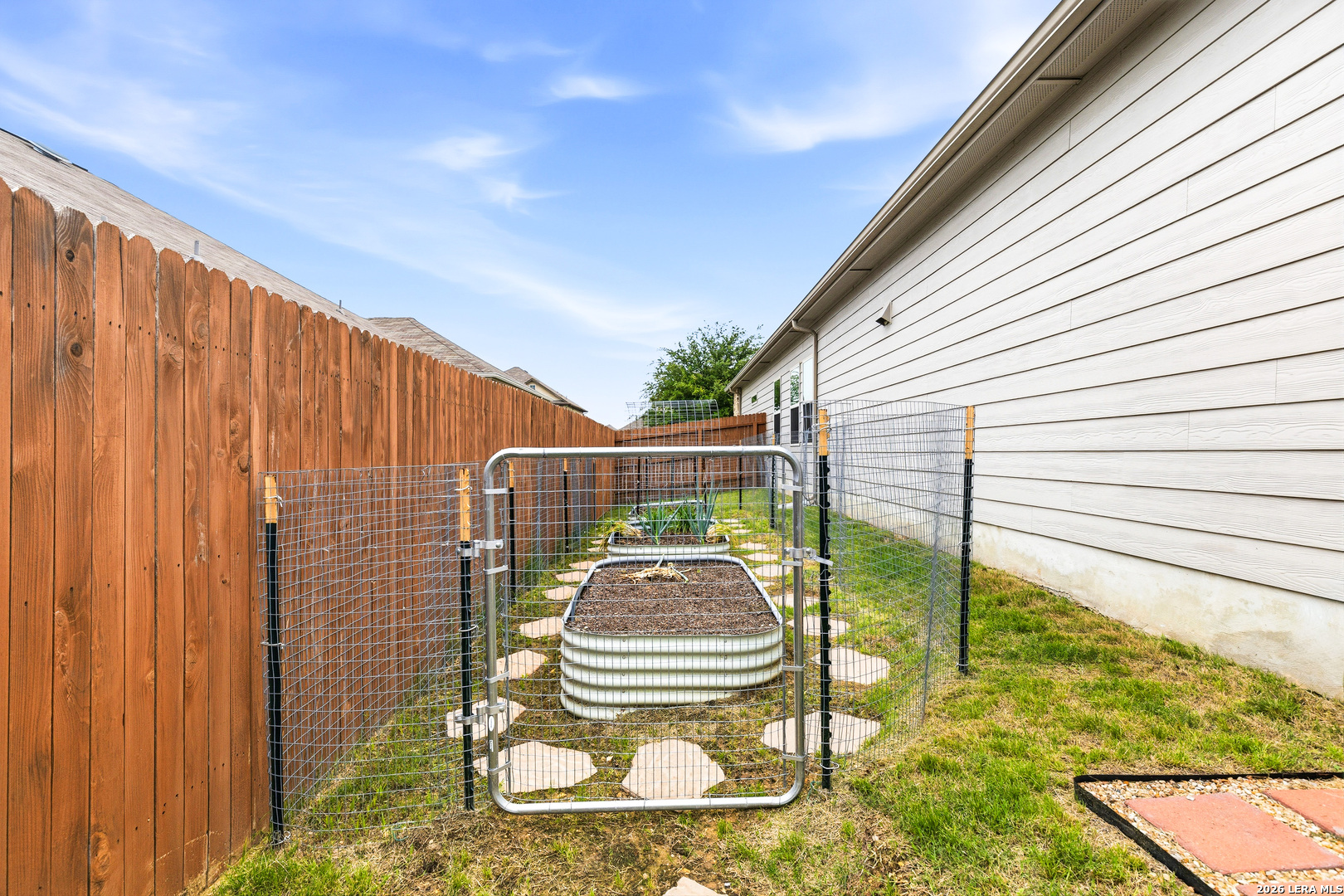4547 MEADOW GRN