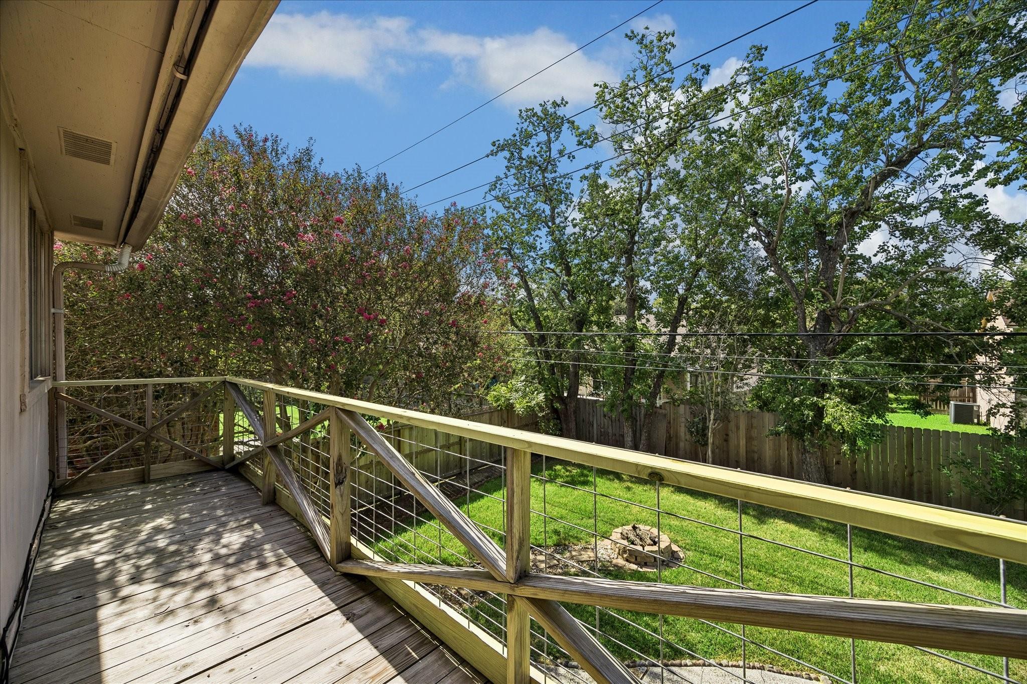 813 Lakeview Drive