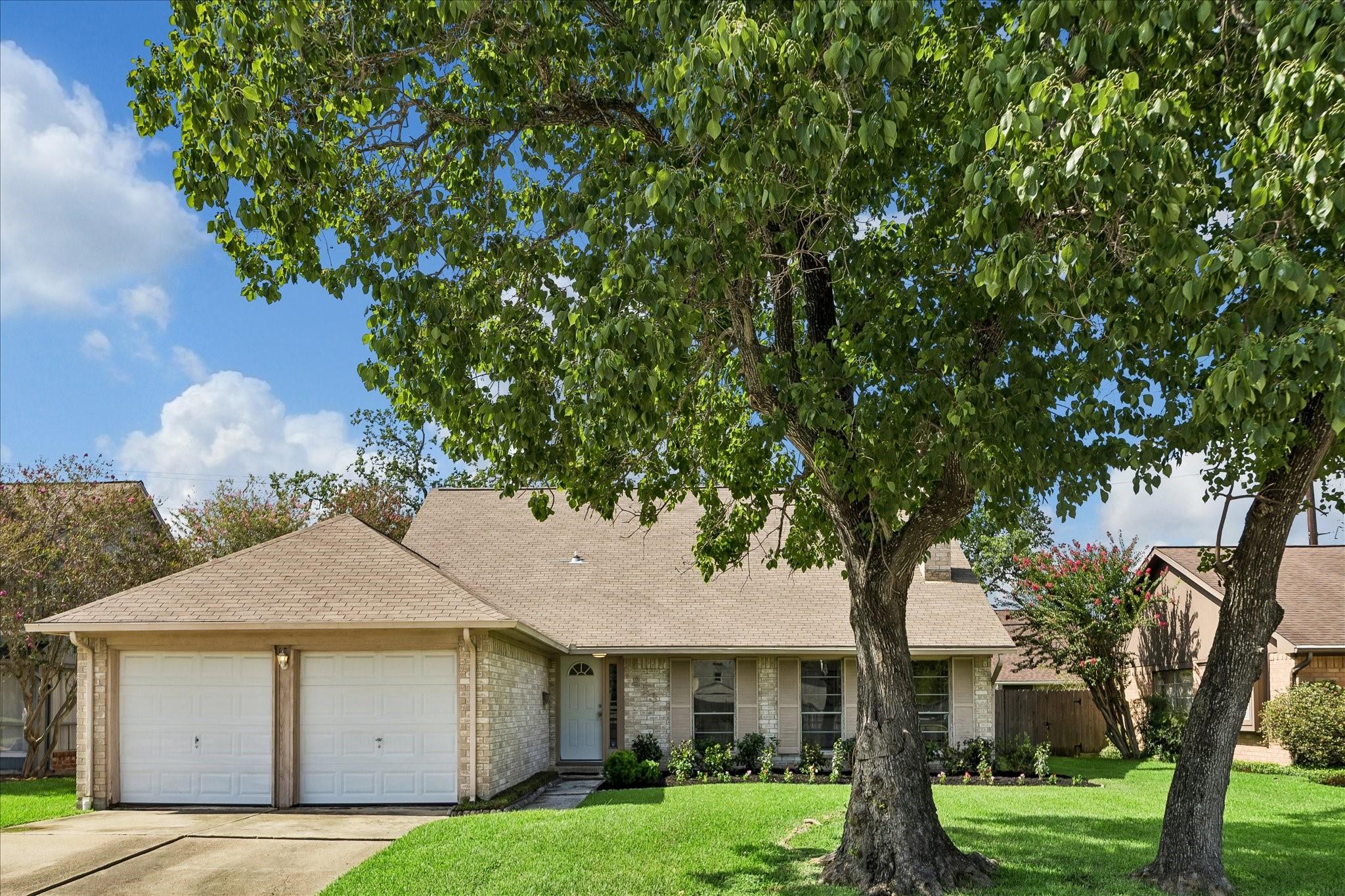 813 Lakeview Drive