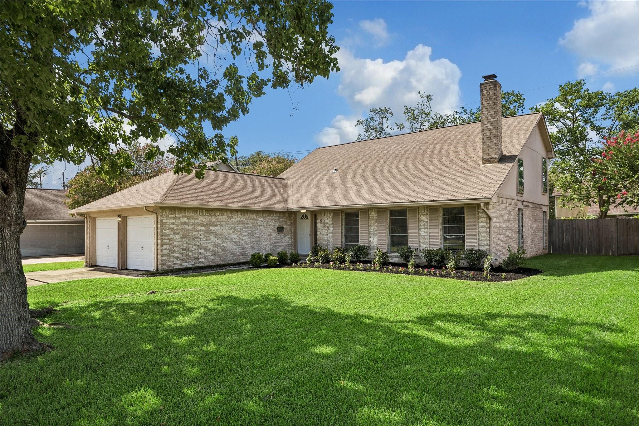 813 Lakeview Drive