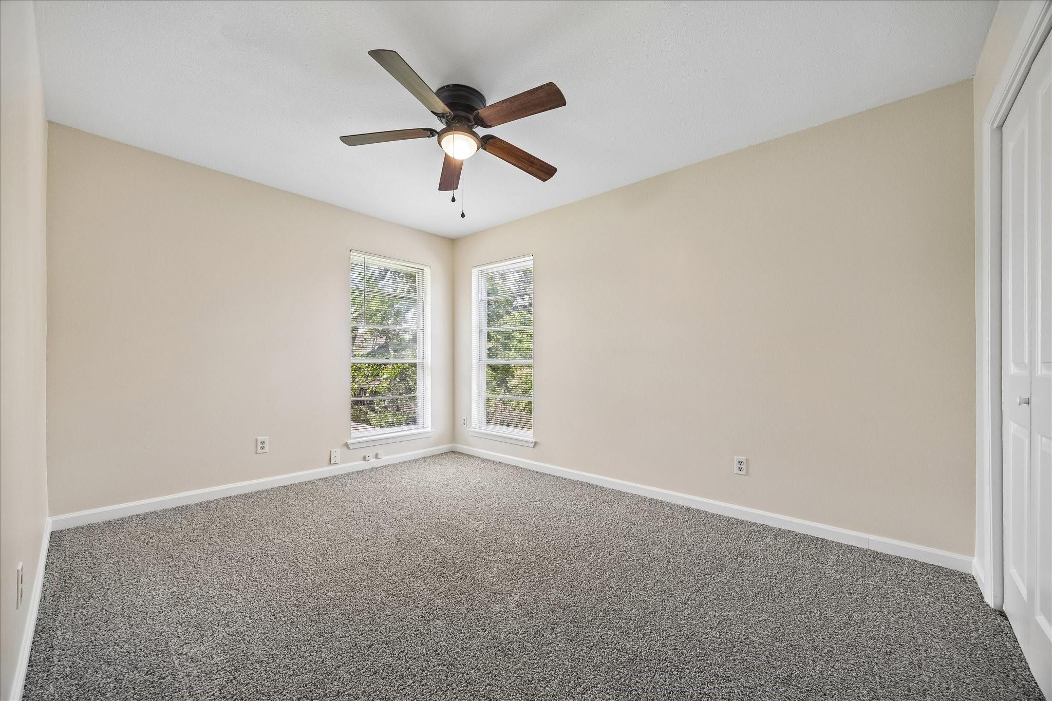 813 Lakeview Drive