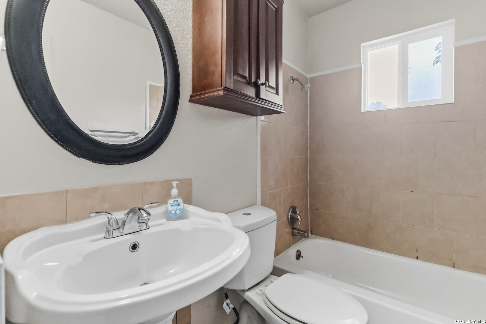 322 W AVIATION BLVD