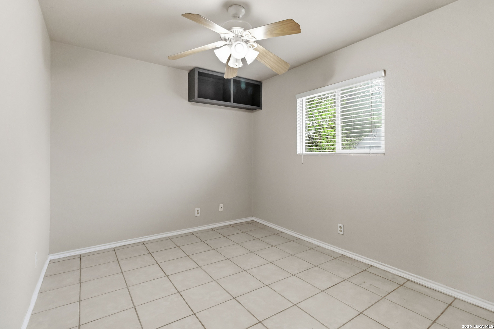 322 W AVIATION BLVD