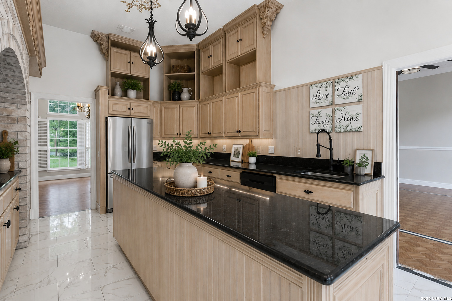 519 Mission Viejo