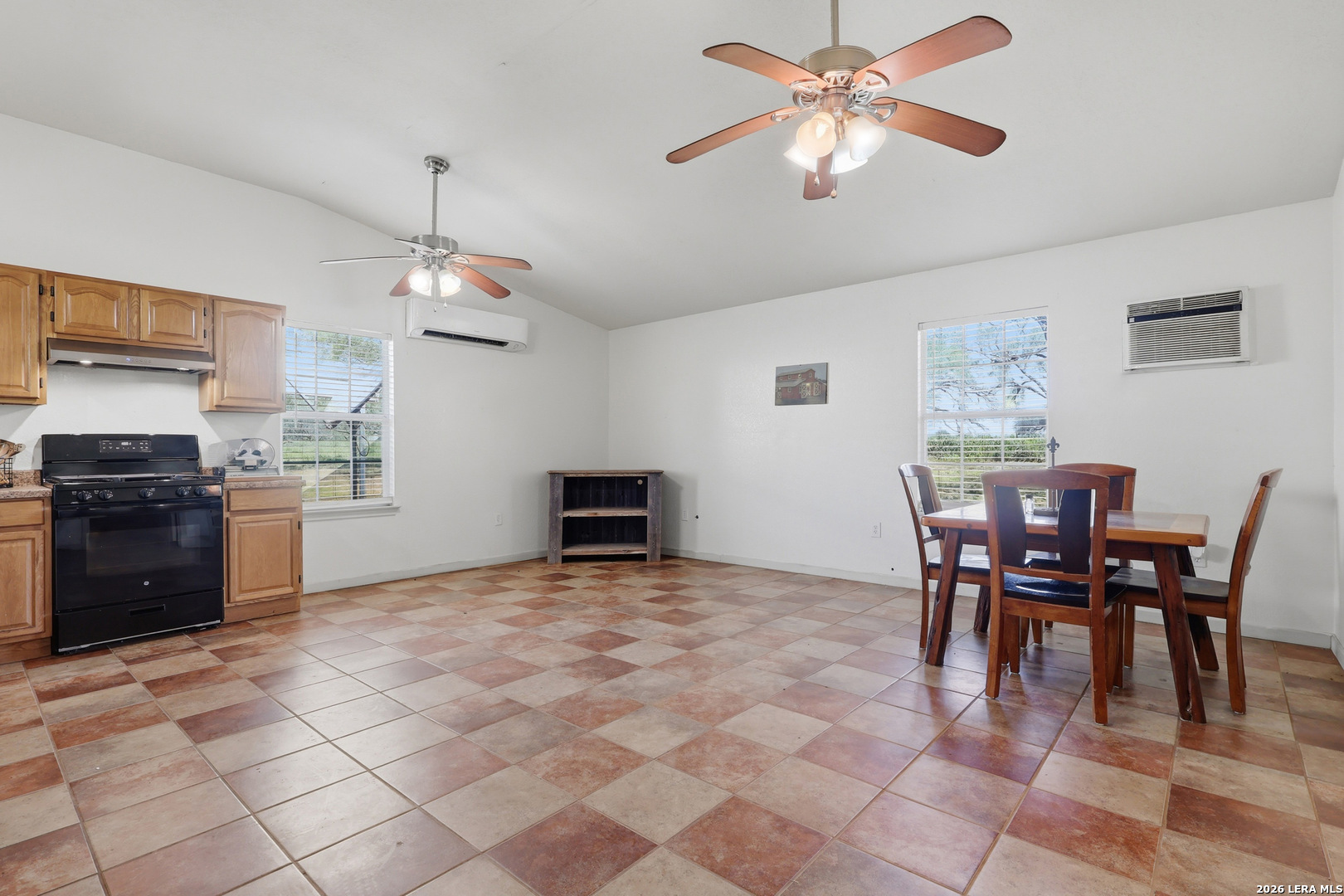 152 E County Road 304
