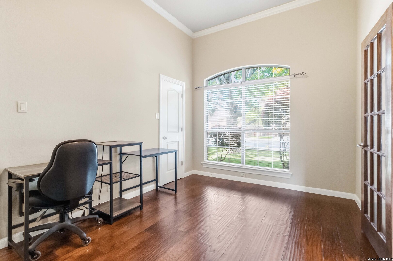 226 Lone Tree
