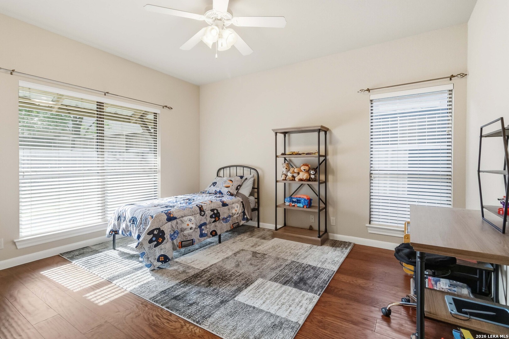 226 Lone Tree