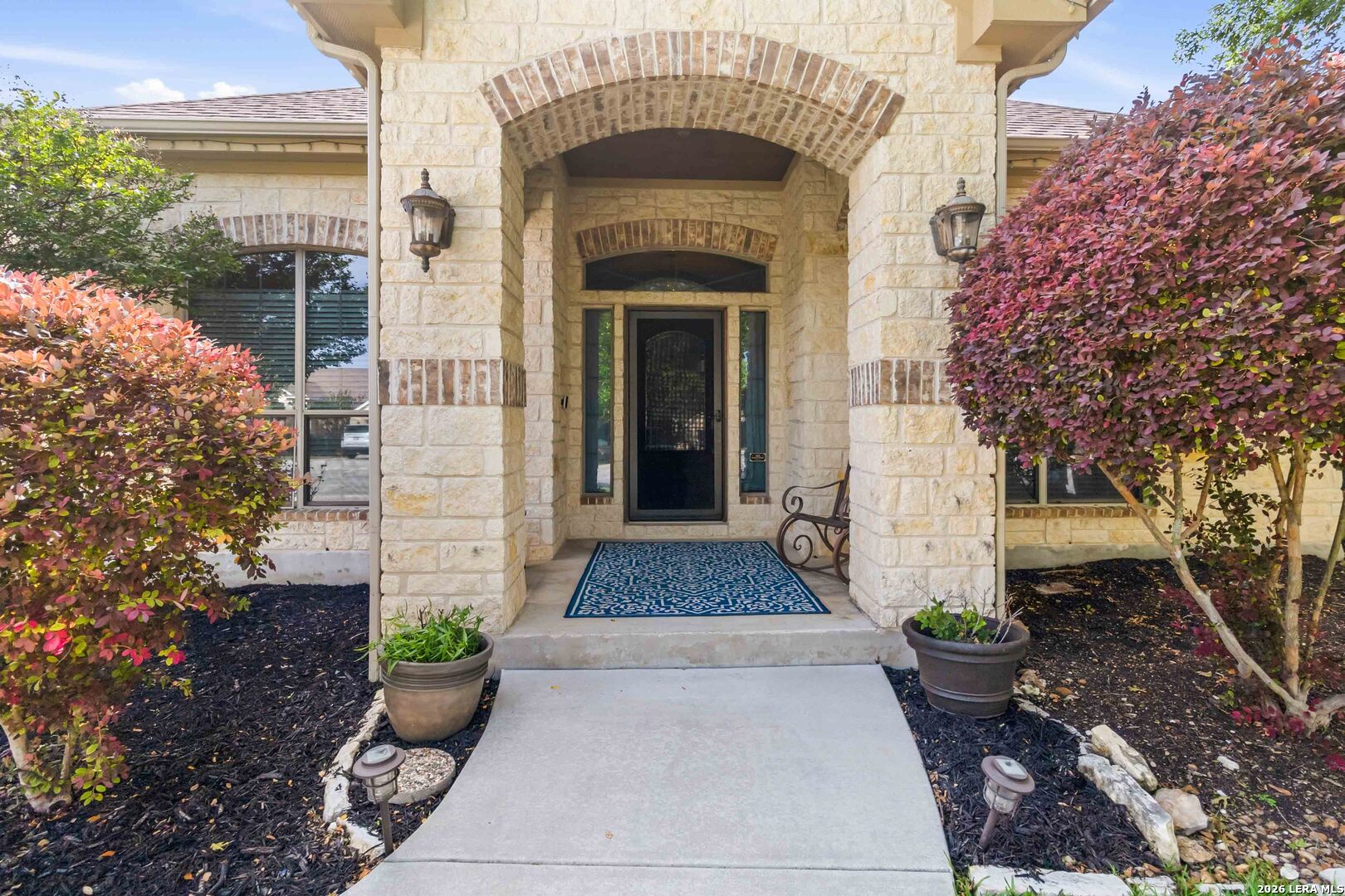 226 Lone Tree