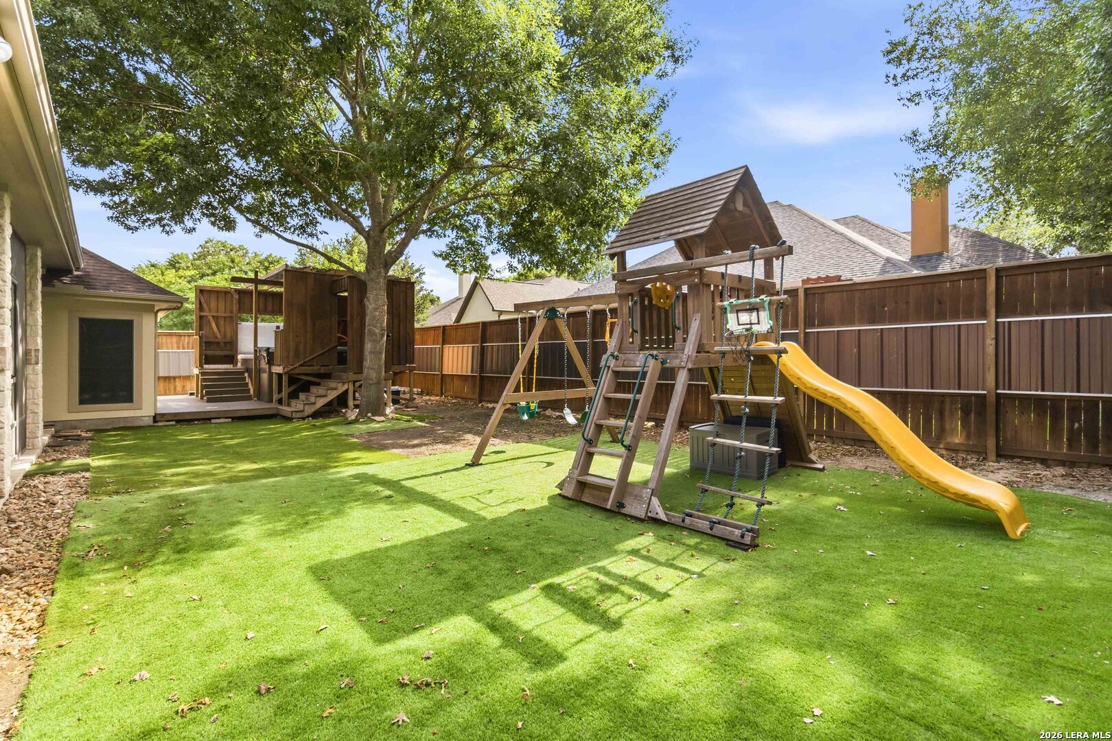 226 Lone Tree