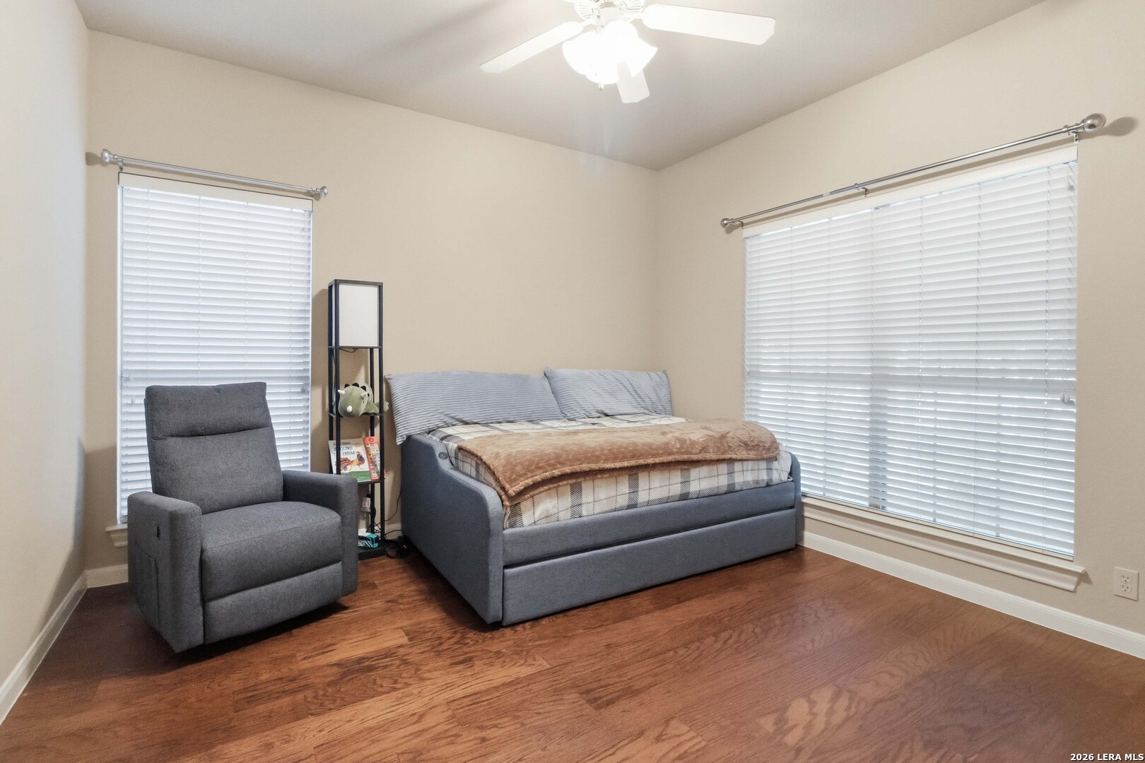 226 Lone Tree