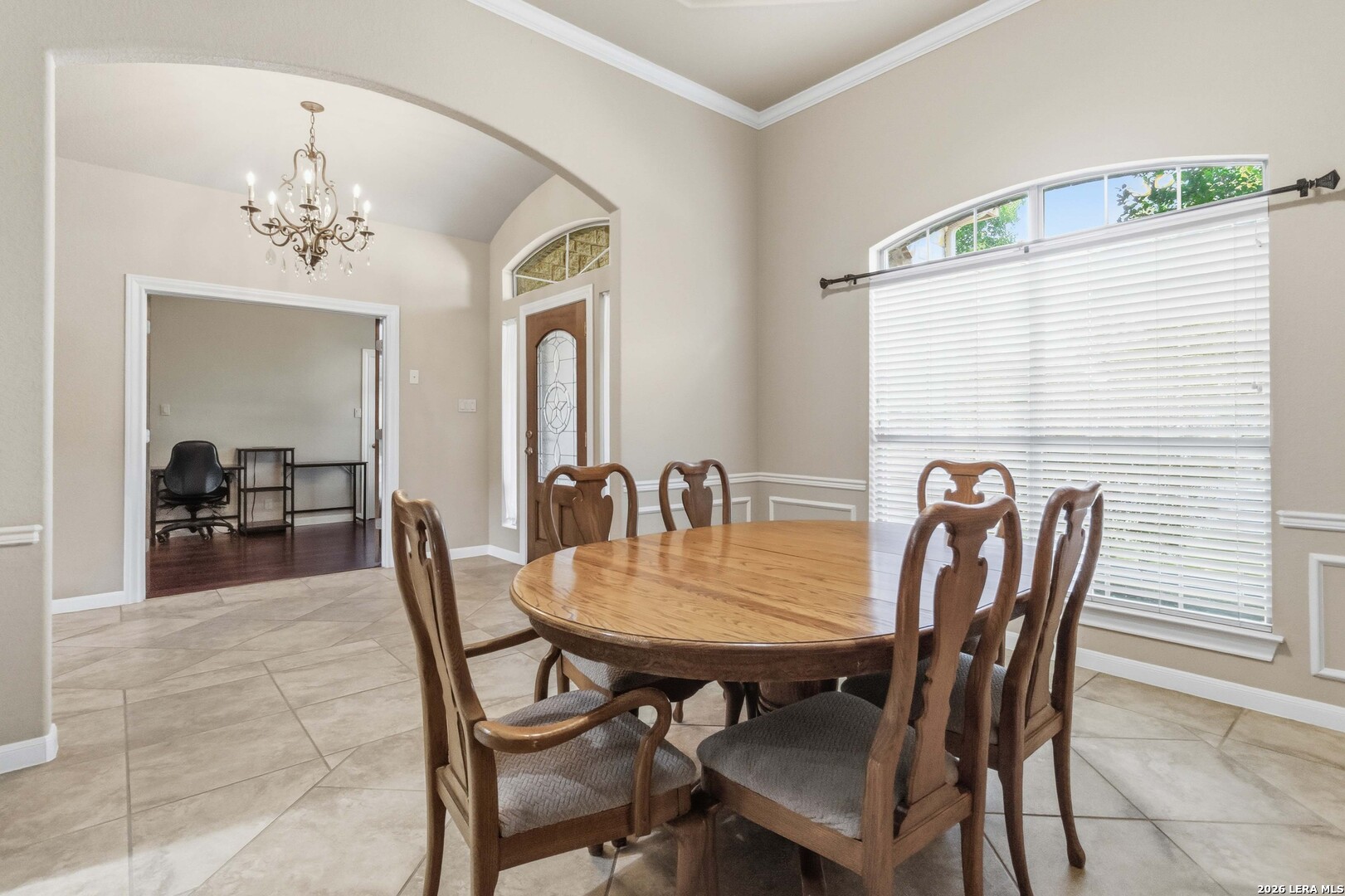 226 Lone Tree