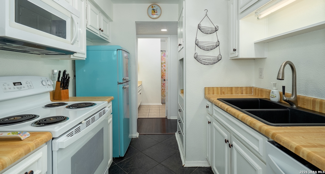 7711 CALLAGHAN RD APT 714
