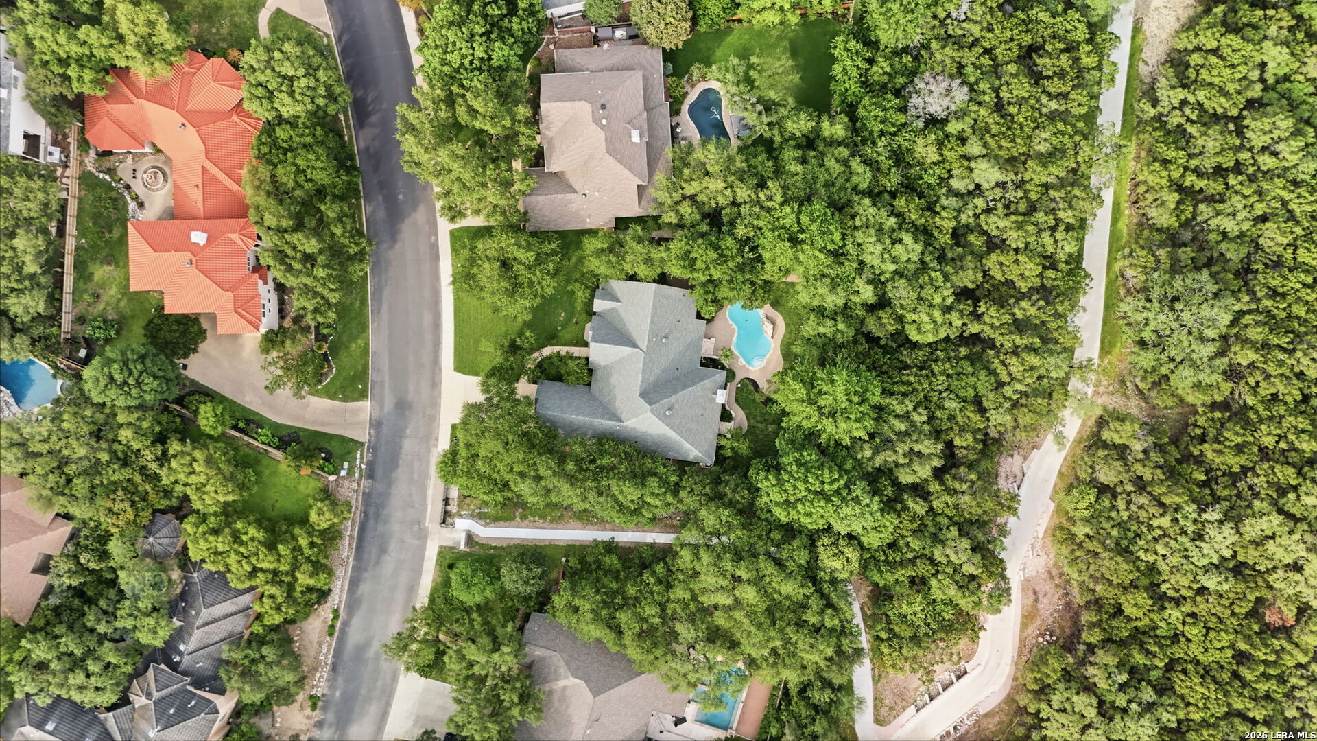 2810 Falling Brook