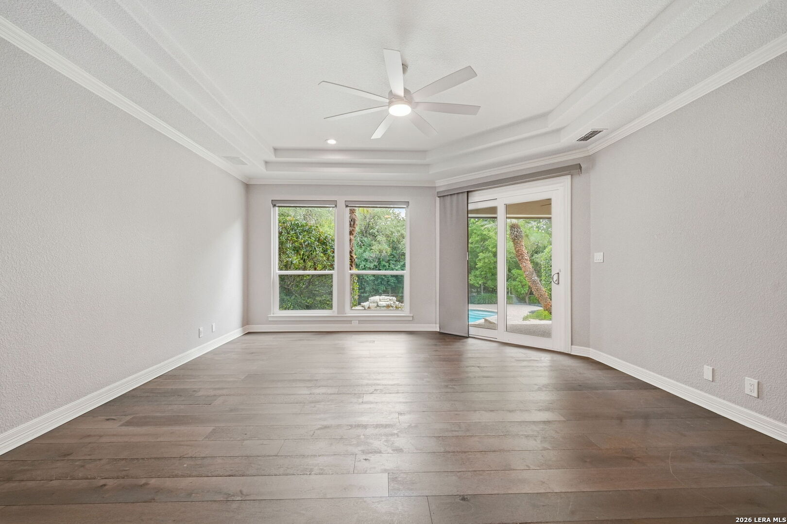 2810 Falling Brook