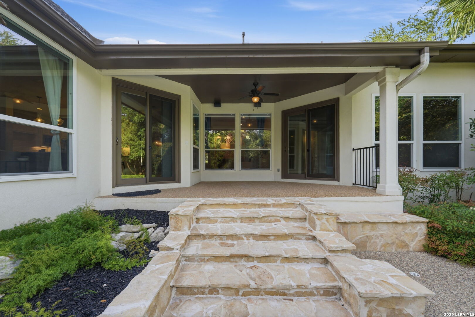 2810 Falling Brook