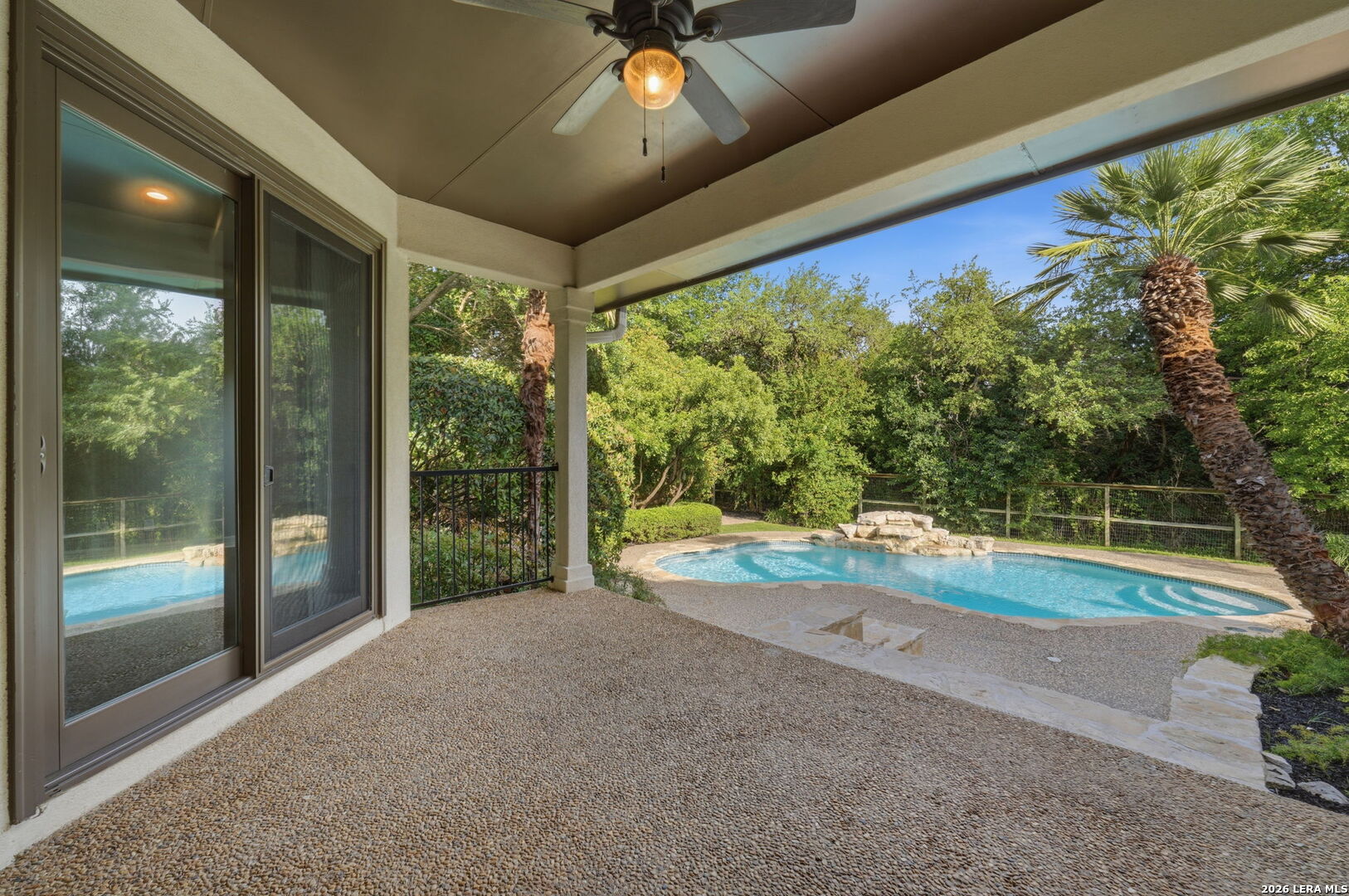 2810 Falling Brook