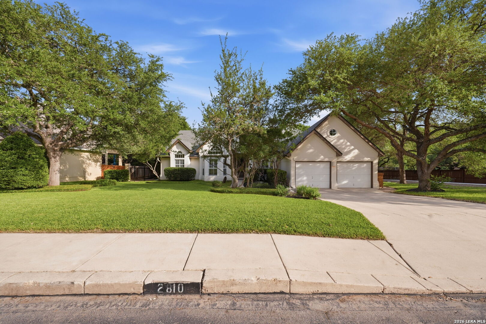 2810 Falling Brook