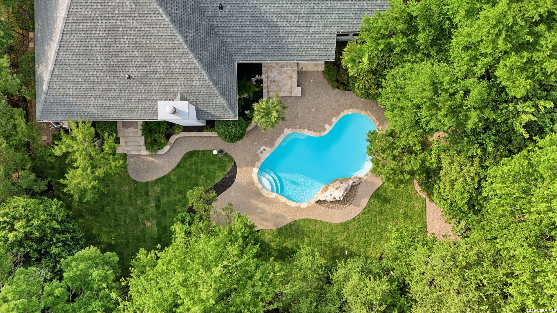 2810 Falling Brook