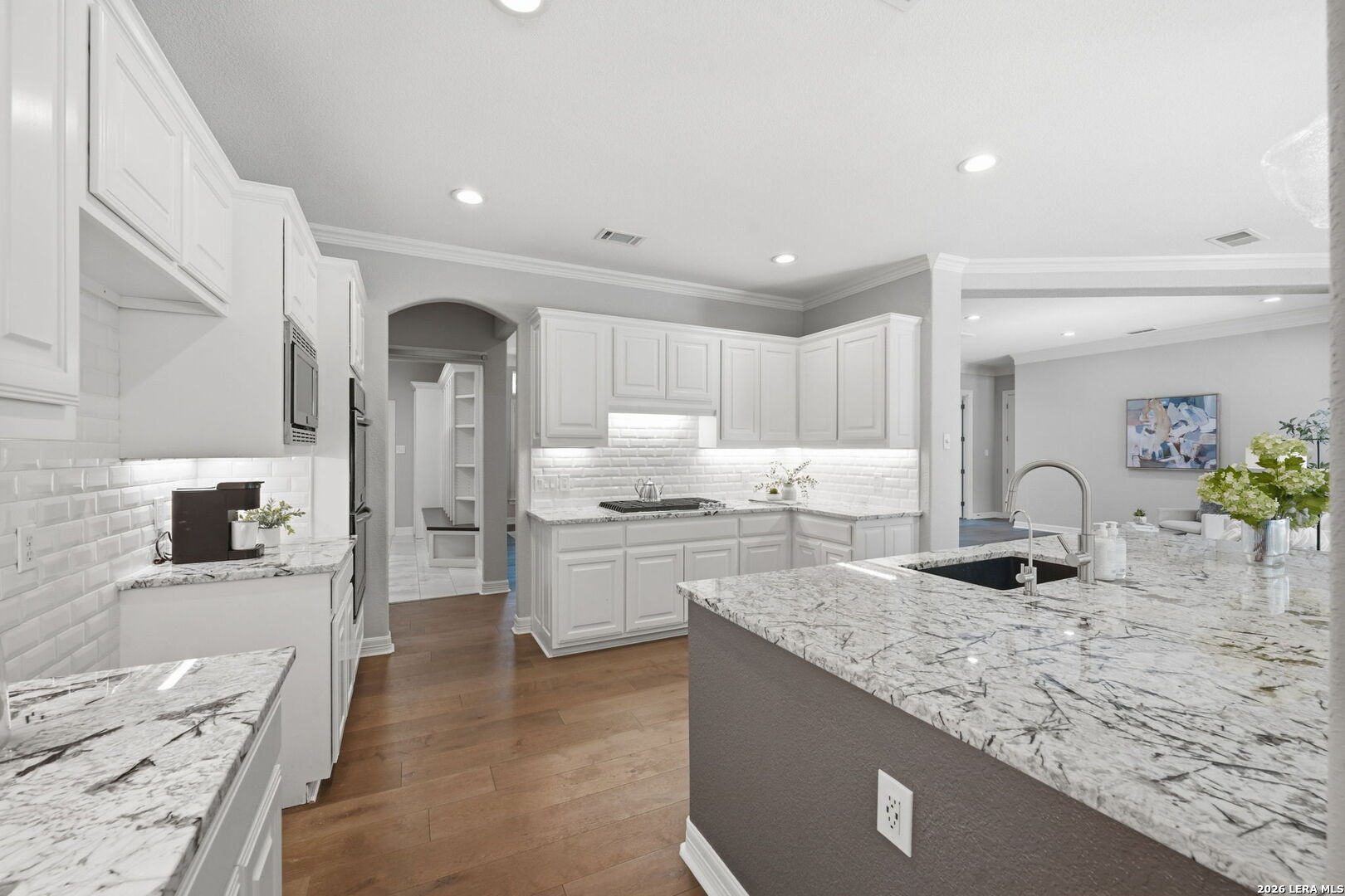 2810 Falling Brook