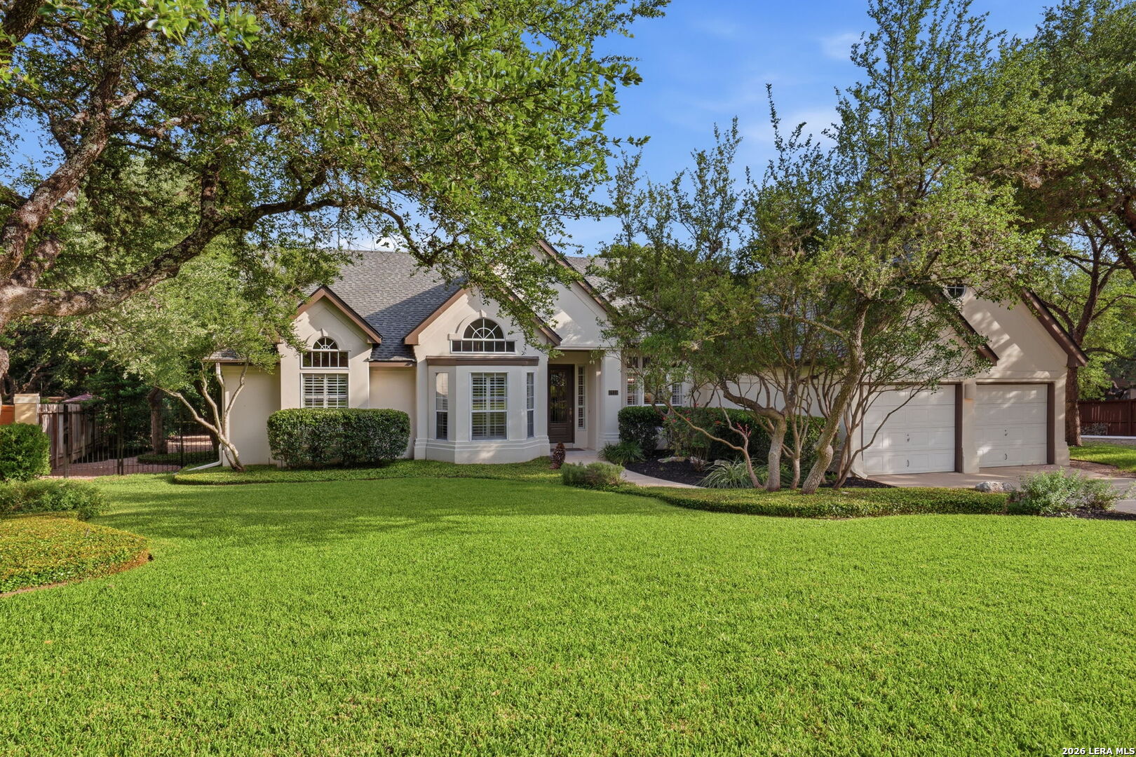 2810 Falling Brook