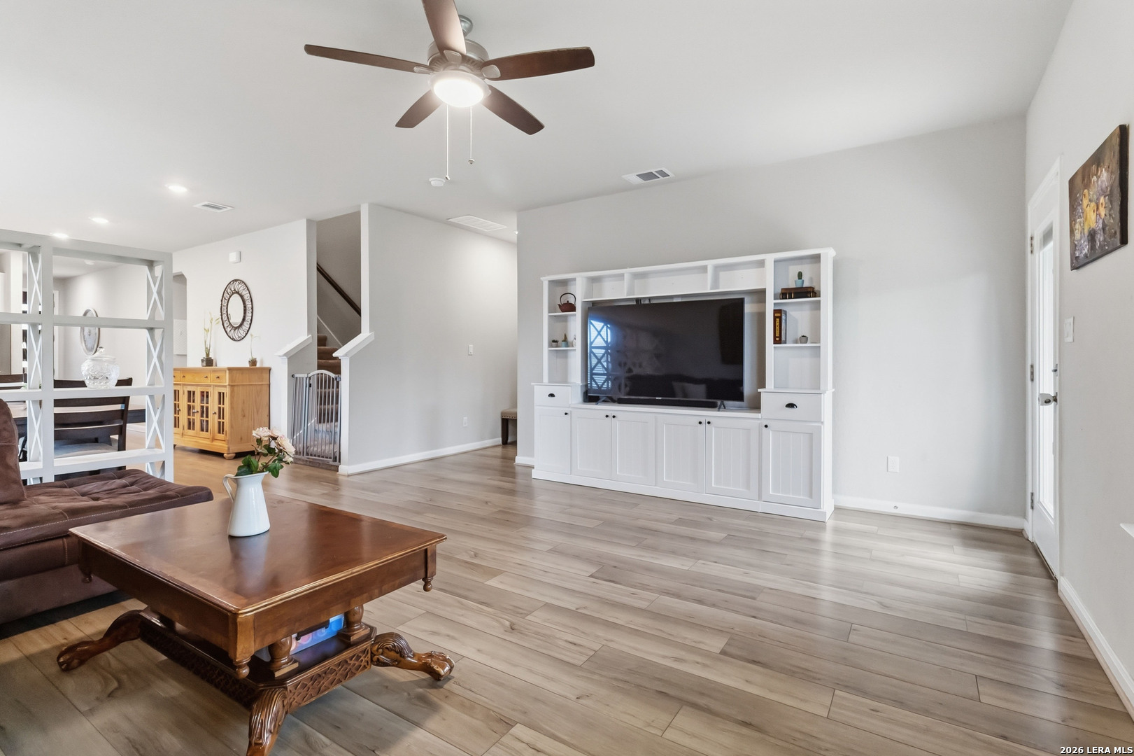 335 SHELTON PASS