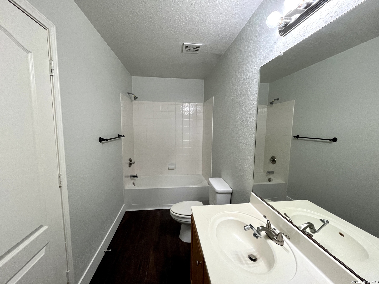 3710 Candleglenn