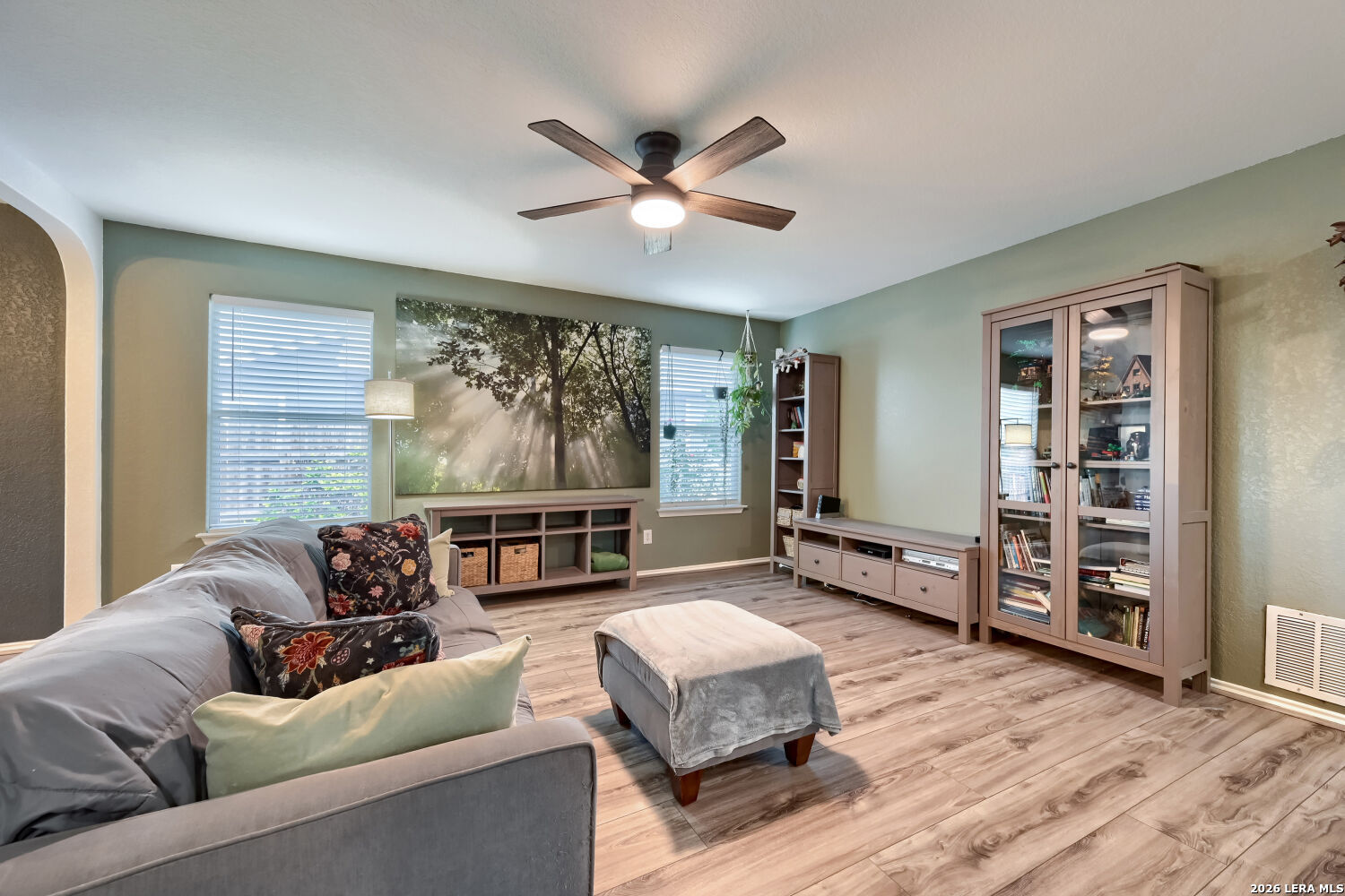 2240 Stoneleigh