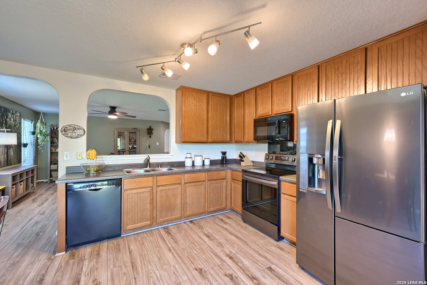 2240 Stoneleigh