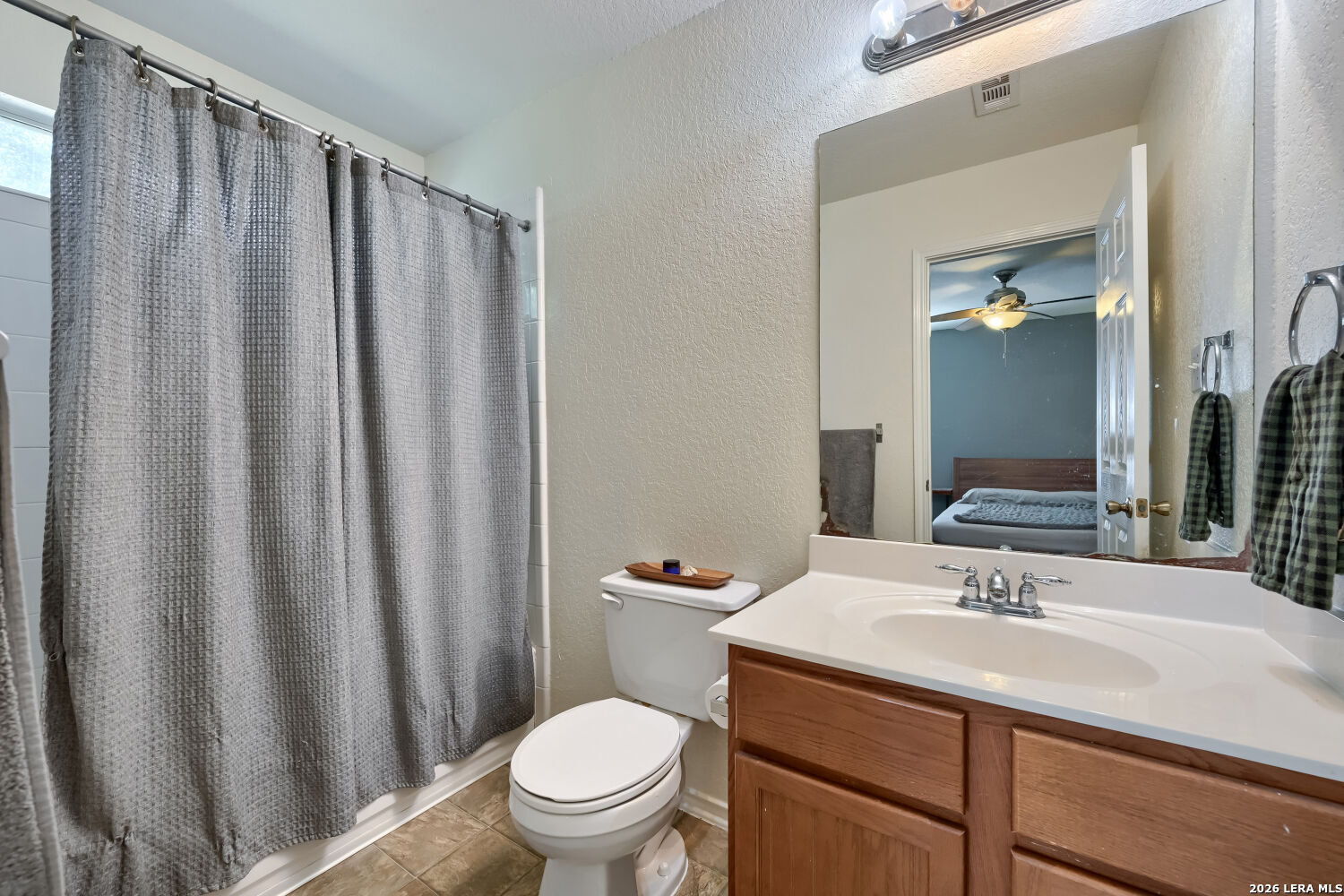 2240 Stoneleigh