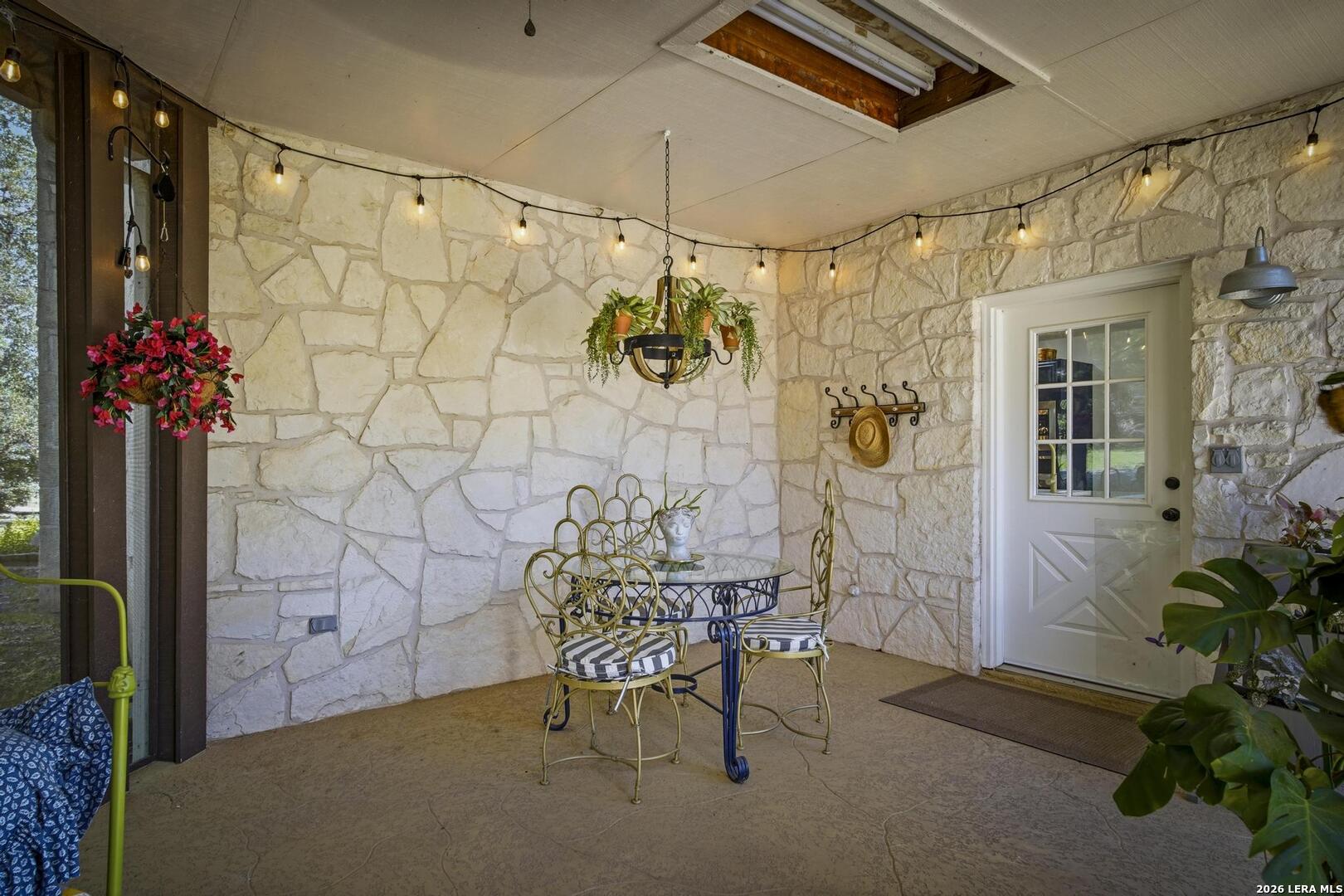 9318 Fox Briar