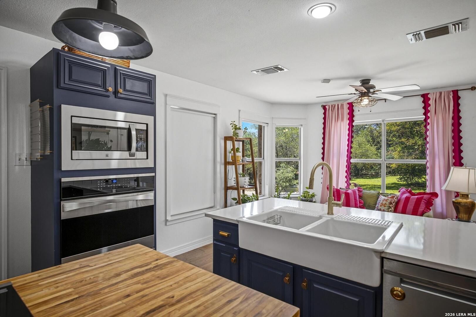 9318 Fox Briar