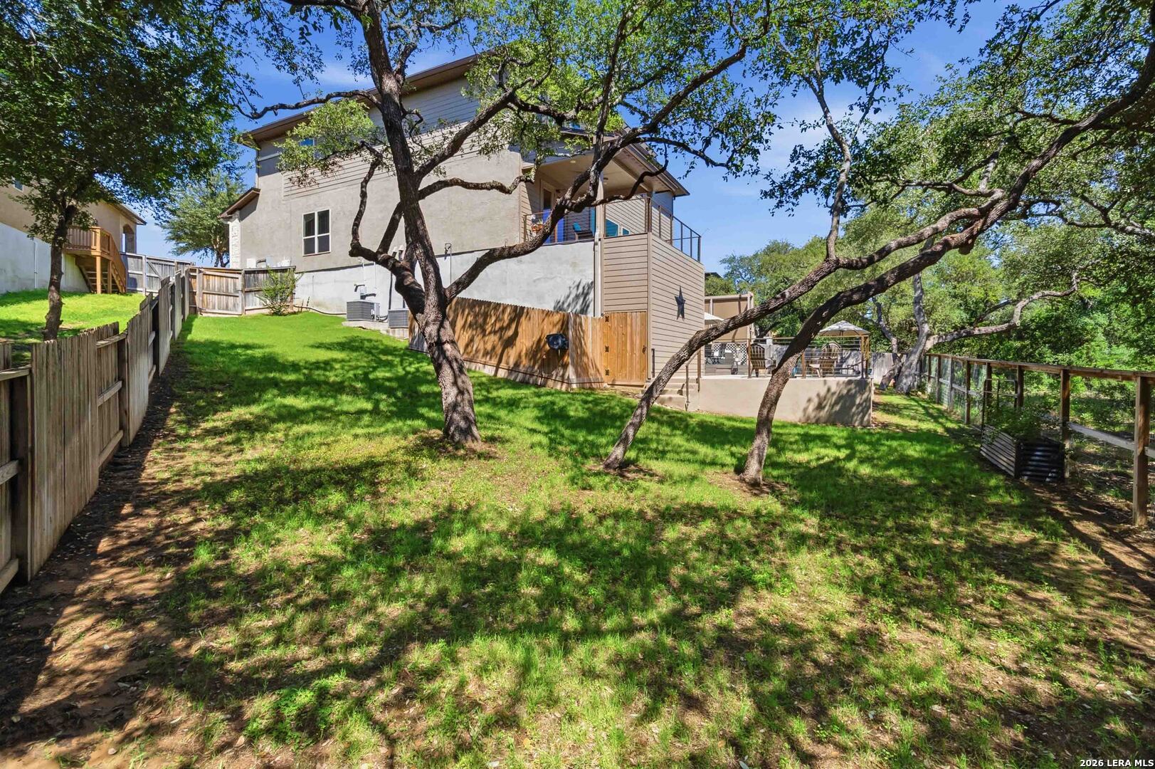 402 SUNDANCE WAY