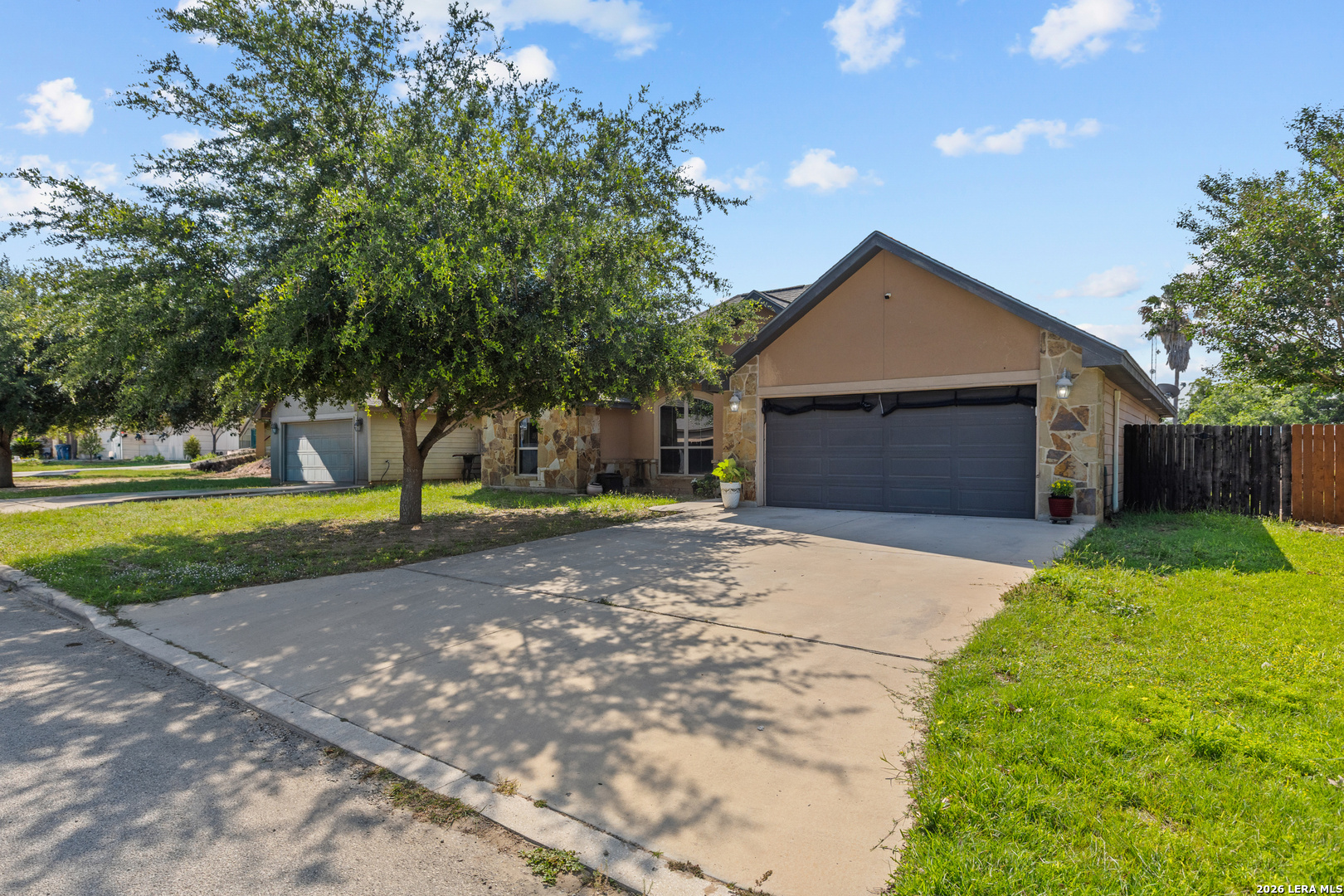 1812 Wandering Trail