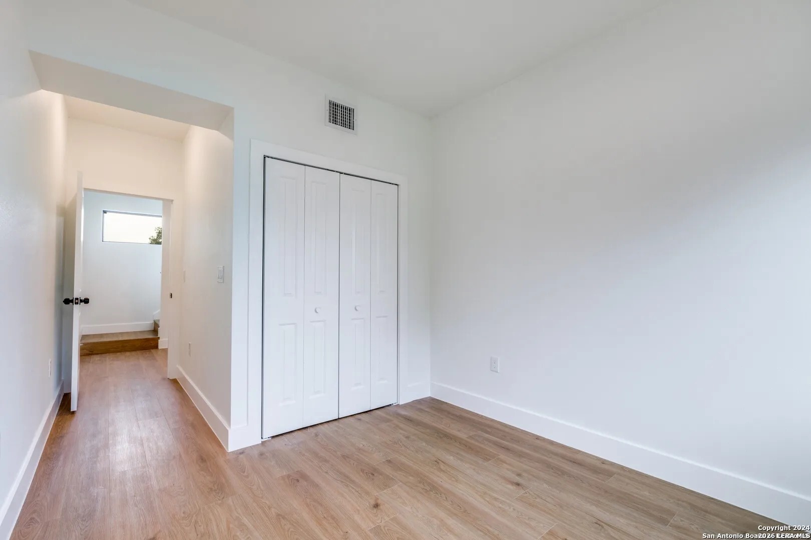 531 Essex 202
