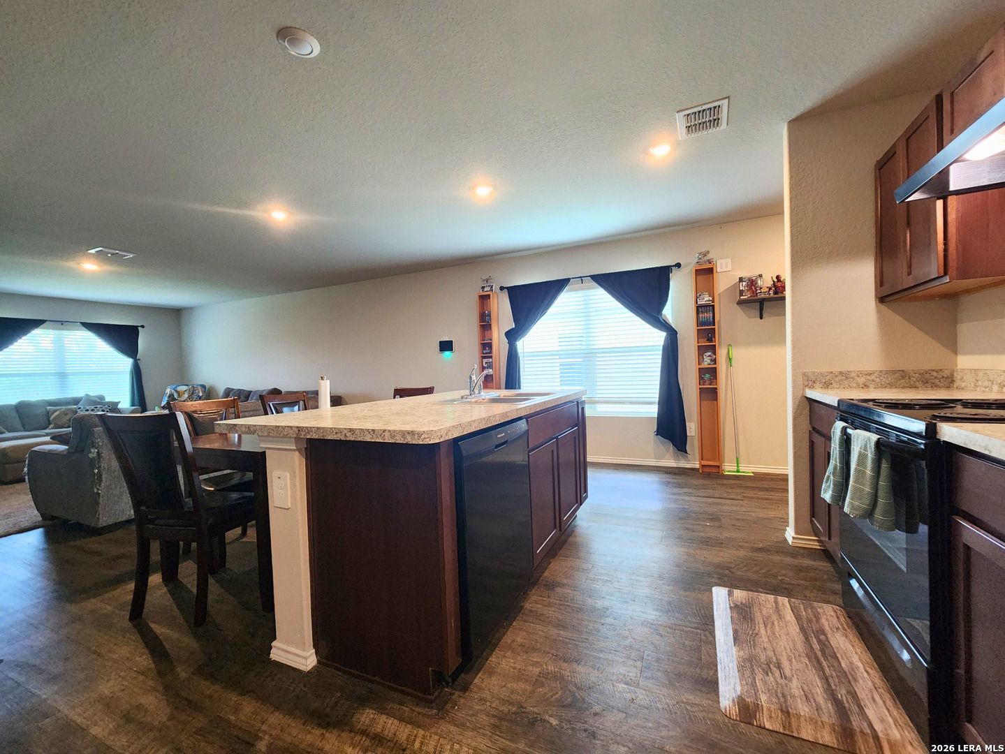 3473 CANYON RDG