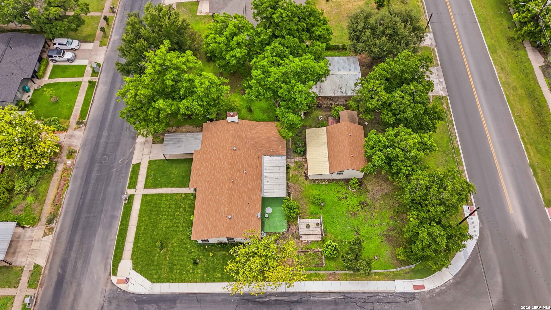 1503 PARNELL AVE