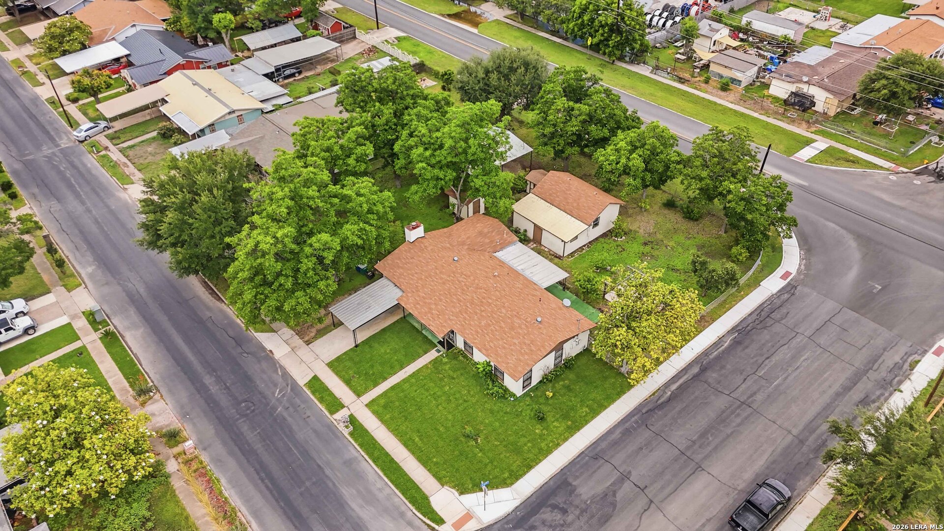 1503 PARNELL AVE